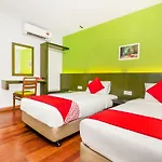 Oyo 663 Trevor Hotel Melaka