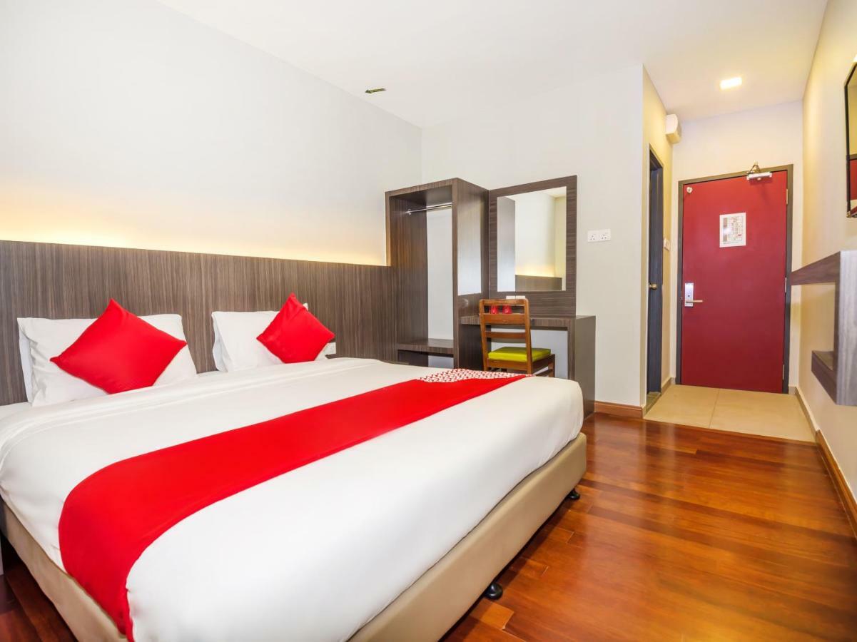 Oyo 663 Trevor 2* Malacca
