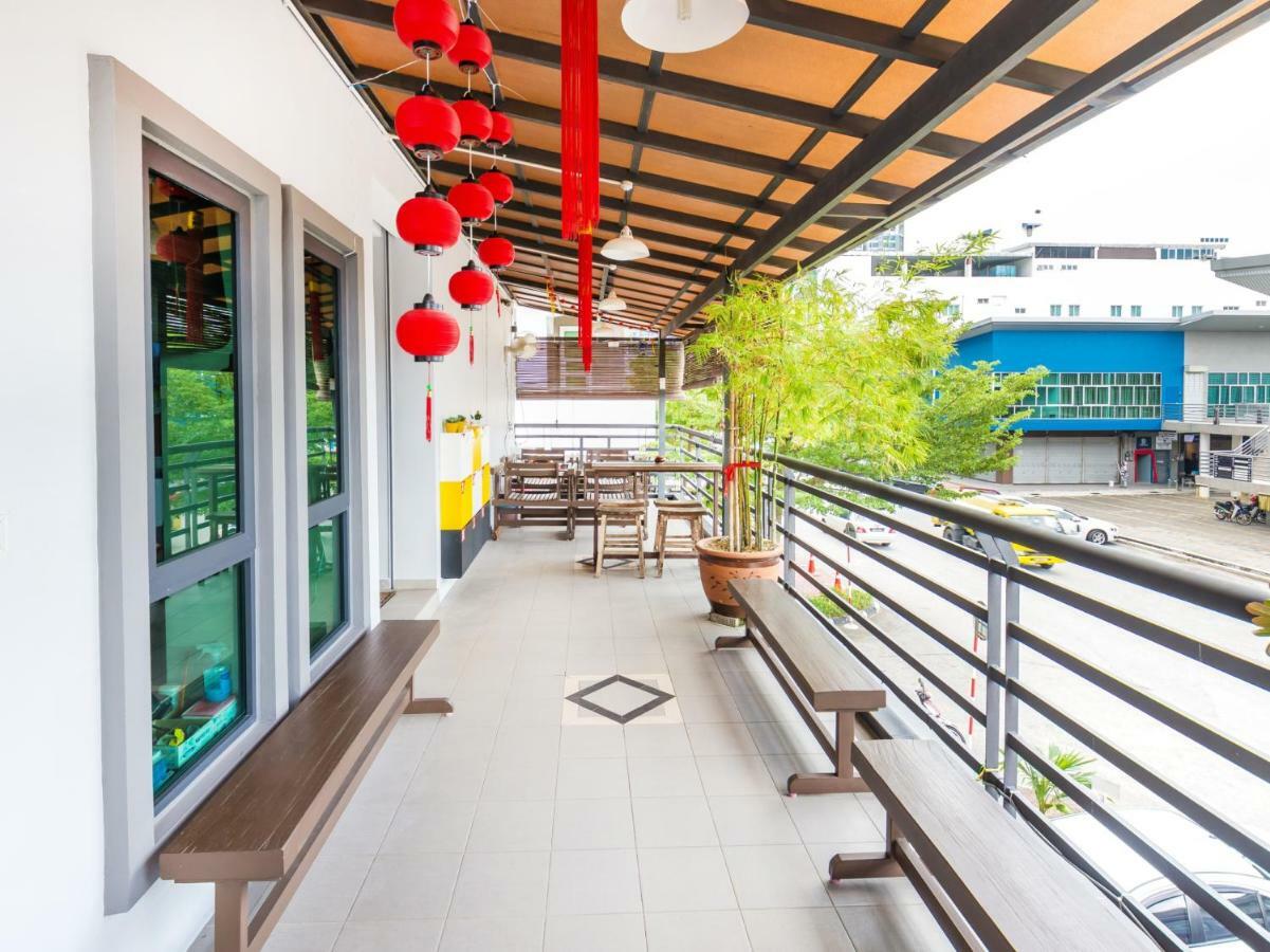 Oyo 663 Trevor Hotel 2*