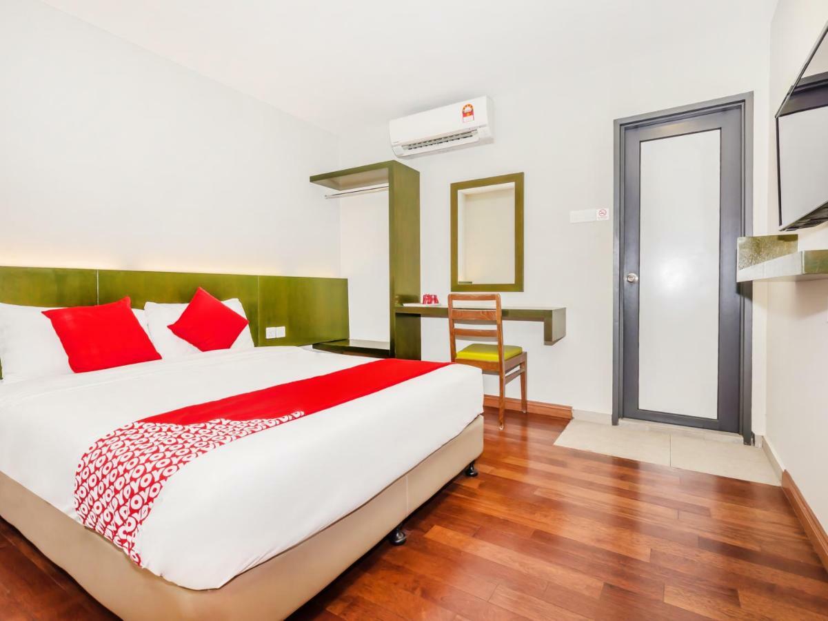 Oyo 663 Trevor Hotel Malacca