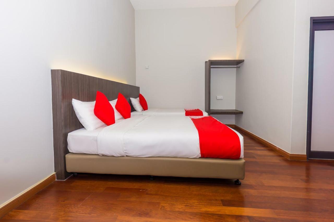 Oyo 663 Trevor Hotel 2*